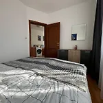 Bw - Happy 67 * Sluneční pobřeží