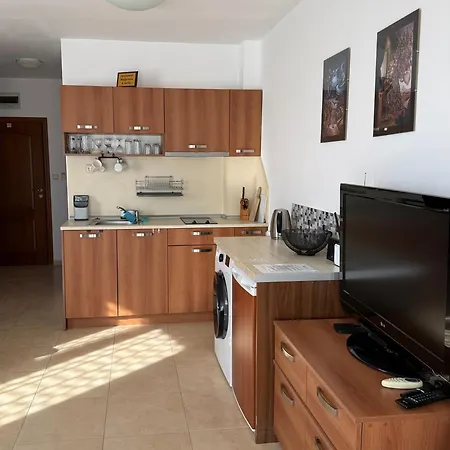 Bw - Happy 67 サニービーチ