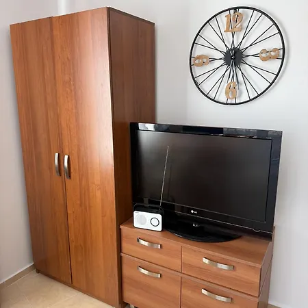 Apartament Bw - Happy 67